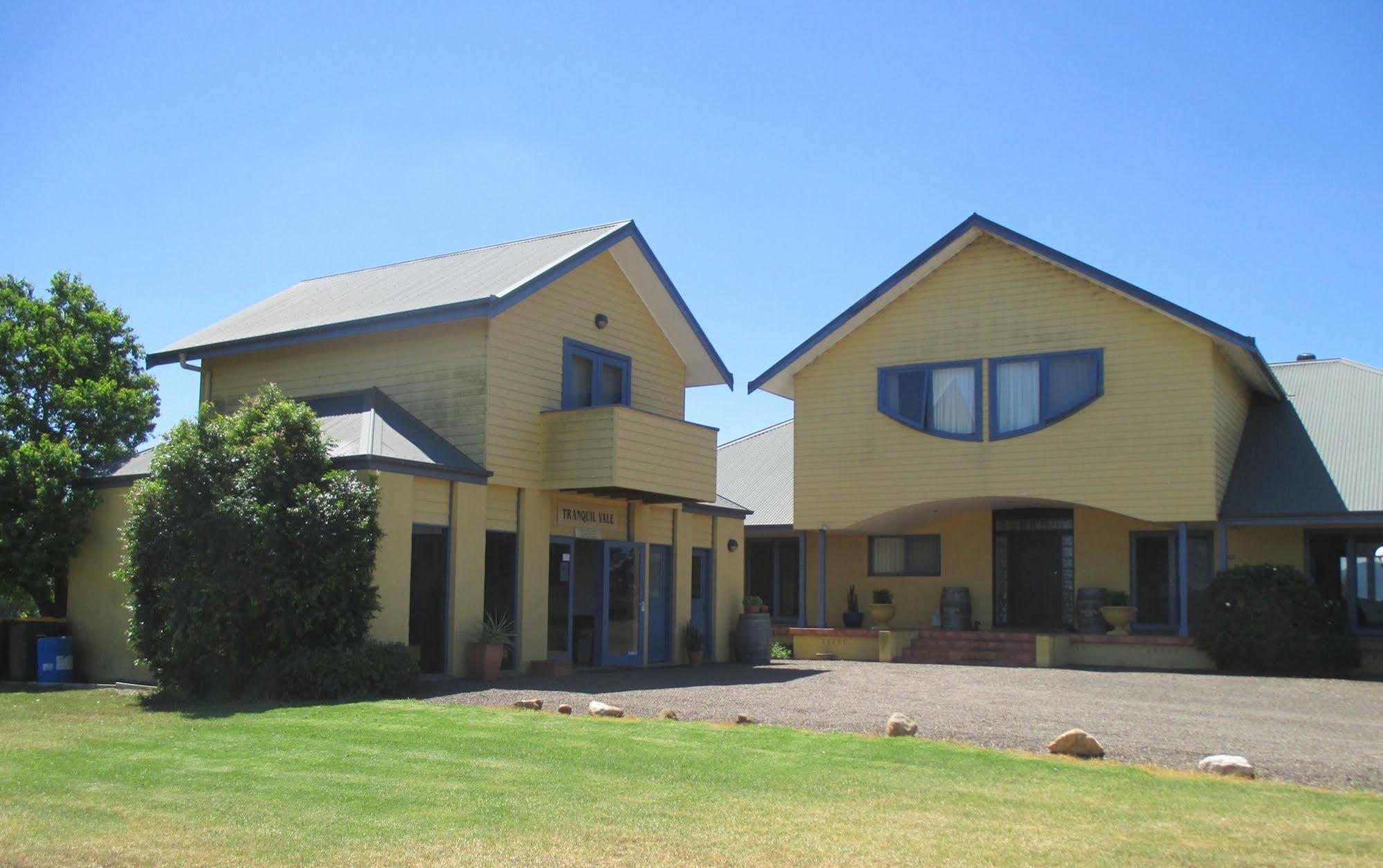Tranquil Vale Vineyard Hotel Luskintyre Eksteriør billede